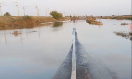 VIDEO DN 25, blocat de cinci zile. Drumarii acționează fără oprire la fața locului