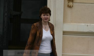 Marinela Dobrea a încălcat a 11-a poruncă: să nu furi de la copiii orfani!