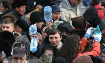 De Bobotează creştinii au furat în draci