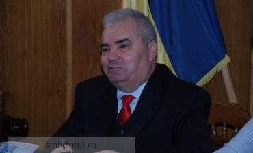 Procurorul Dinu Gîlcă frecventează sala de lectură din cadrul bibliotecii DNA